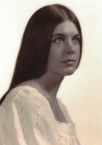 Lisa Grace Finch Dearborn 