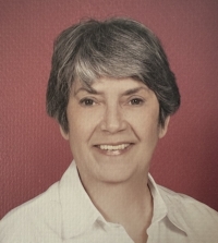 Dorothy Jo "Dottie" Hendricks